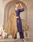 Zari-Trimmed V-Neck Kurta Set with Chanderi Tassel Dupatta