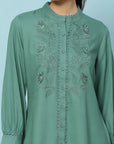 Viscose Rayon Kurti with Embroidered Placket & Lace-Trimmed Sleeves