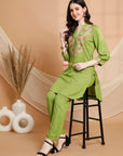 Solid Rayon Slub Kurta Set with Kashmiri Embroidery