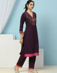 V-Neck Cotton Kurta Set with Paisley Embroidery & Contrast Patch Accents