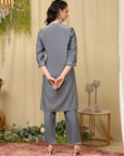 Lukhnavi Embroidered Kurta Set with Mandarin Collar & Pockets