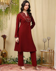 Embroidered Wool Blend Kurta Set with Full Sleeves