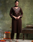 Crepe & Raschel Embroidered Kurta Set with Lace-Edged Mesh Dupatta