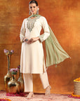 Knitted Wool Kurta Set with Ari Embroidery & Tasselled Dupatta