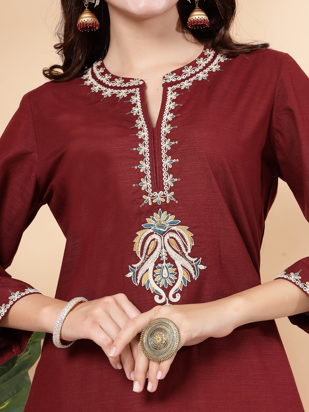 Women Floral Embroidered Kurta And Palazzo Set