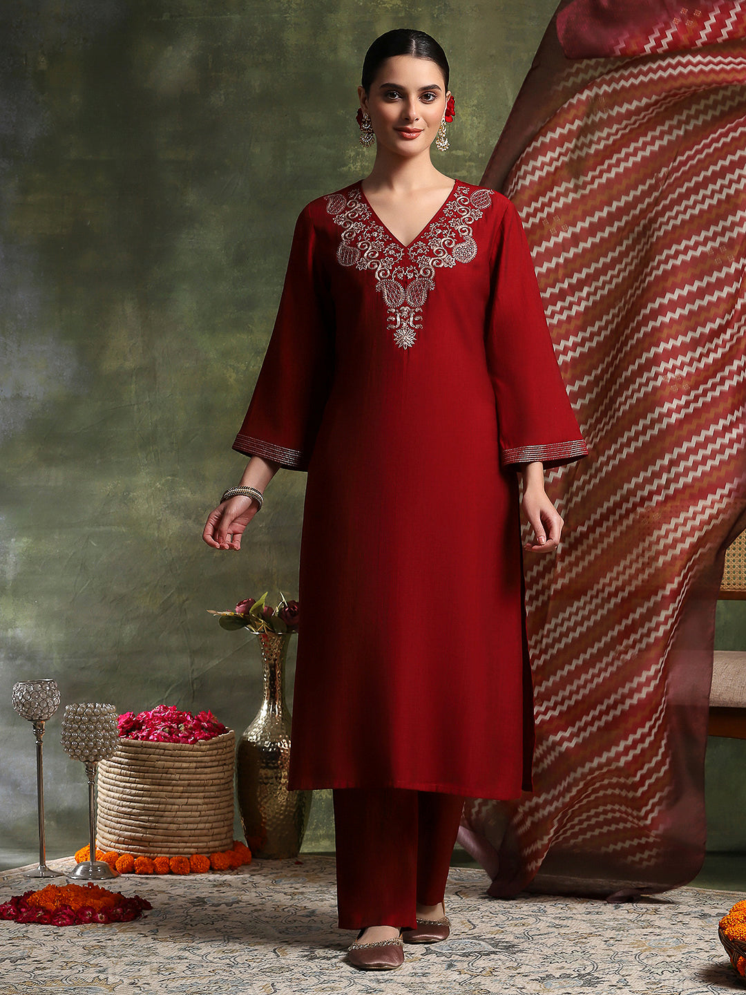 Zari-Embroidered Poly Viscose Kurta Set with Printed Chanderi Dupatta
