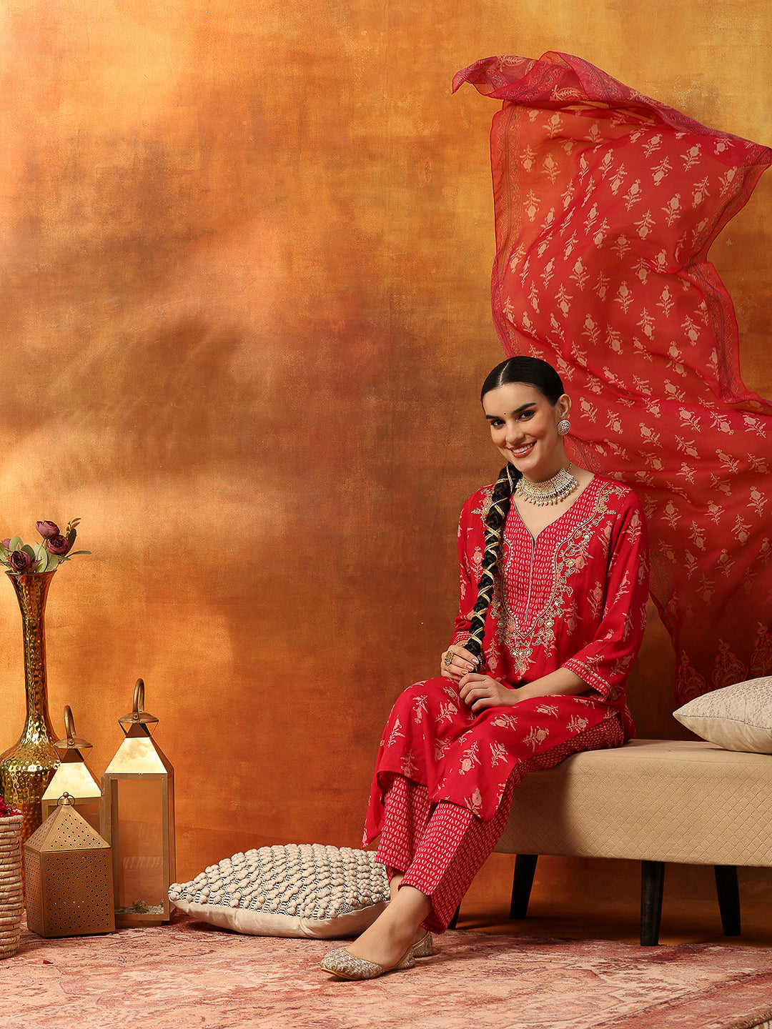 Viscose Rayon Kurta Set with Ethnic Motif Print, Zari Work &amp; Printed Chiffon Dupatta