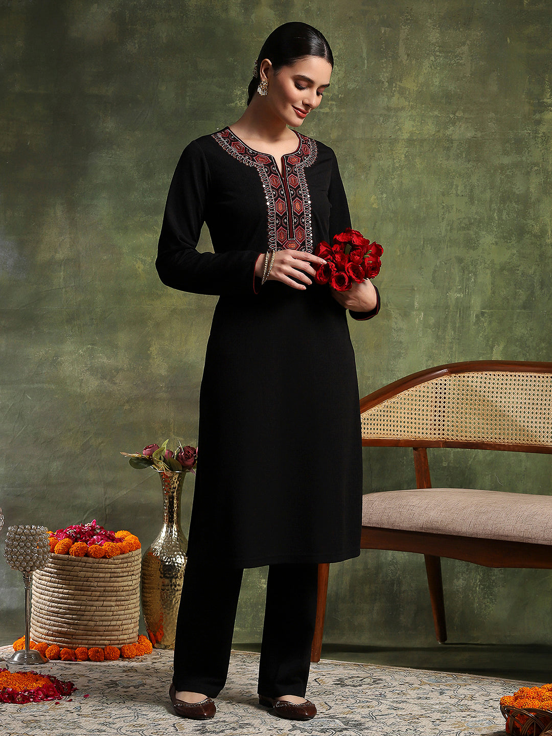 Wool Blend Kurta Set with Round Neck &amp; Ethnic Embroidery