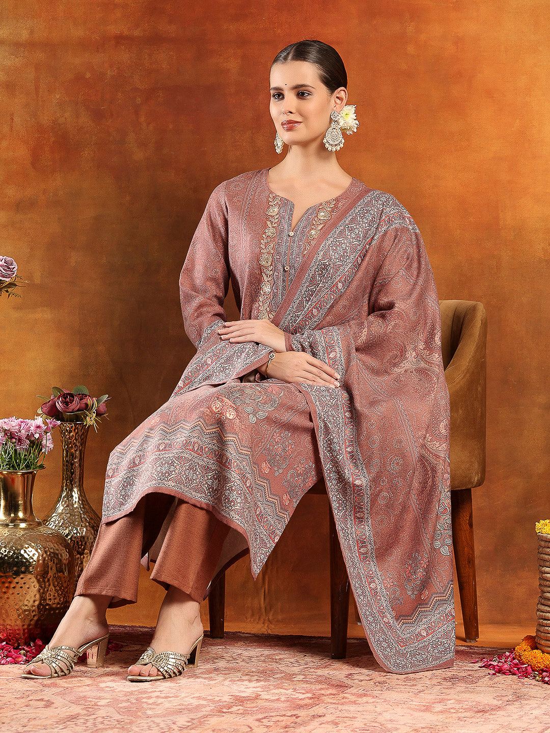 Floral Pashmina Wool Kurta Set with Zari Neckline &amp; Printed Wool Dupatta