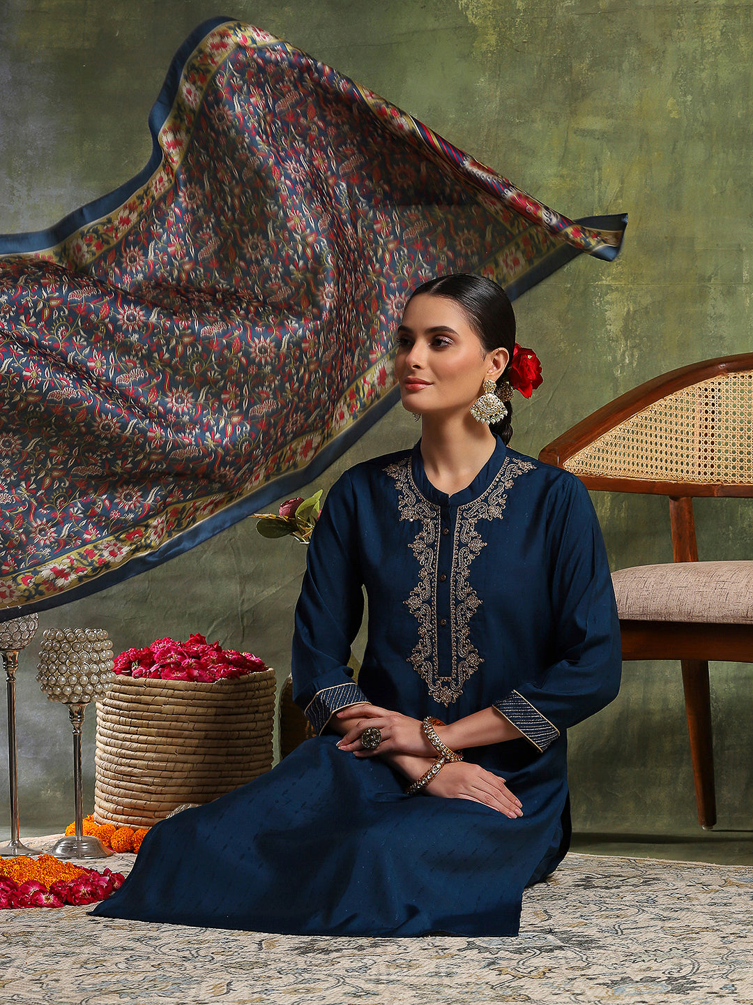 Zari-Embroidered Viscose Blend Kurta Set with Art Silk Dupatta