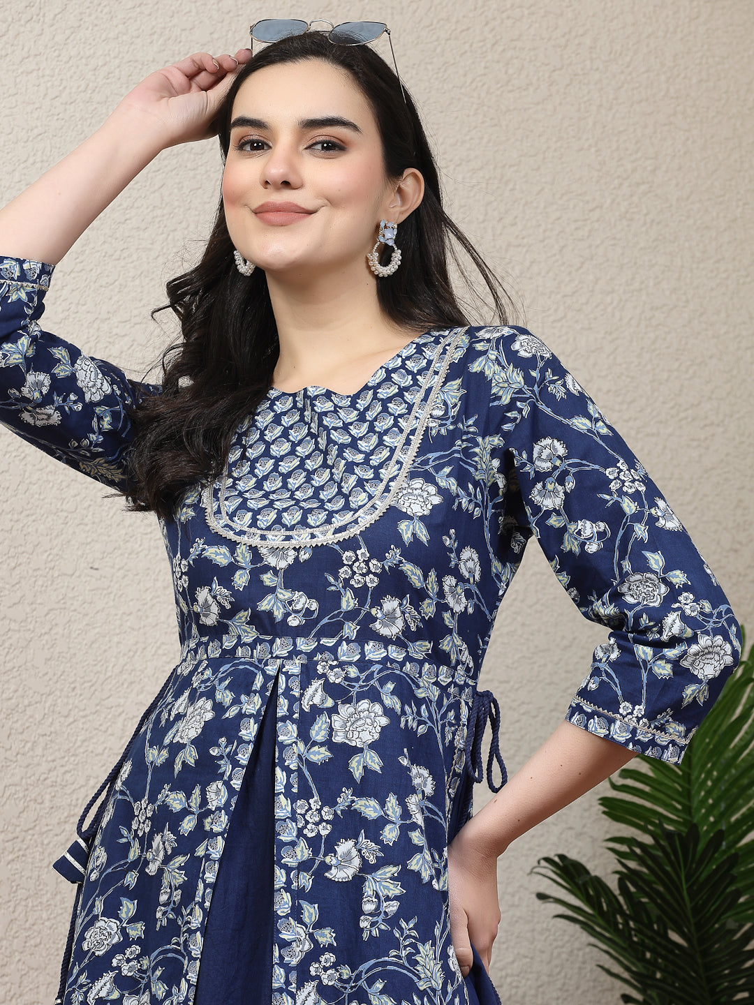 Floral Elegance Women&#39;S Hand-Embroidered Cotton U-Line Blue Kurta