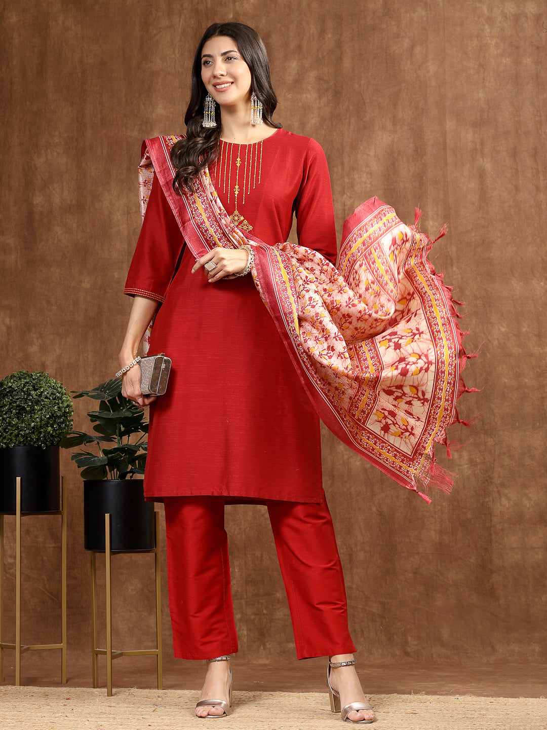 Women&#39;S Solid Silk Kurta And Palazzo Set With Dupatta