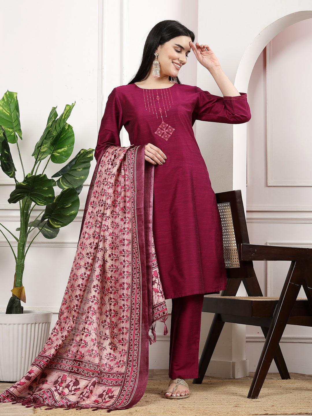 Women&#39;S Solid Silk Kurta And Palazzo Set With Dupatta