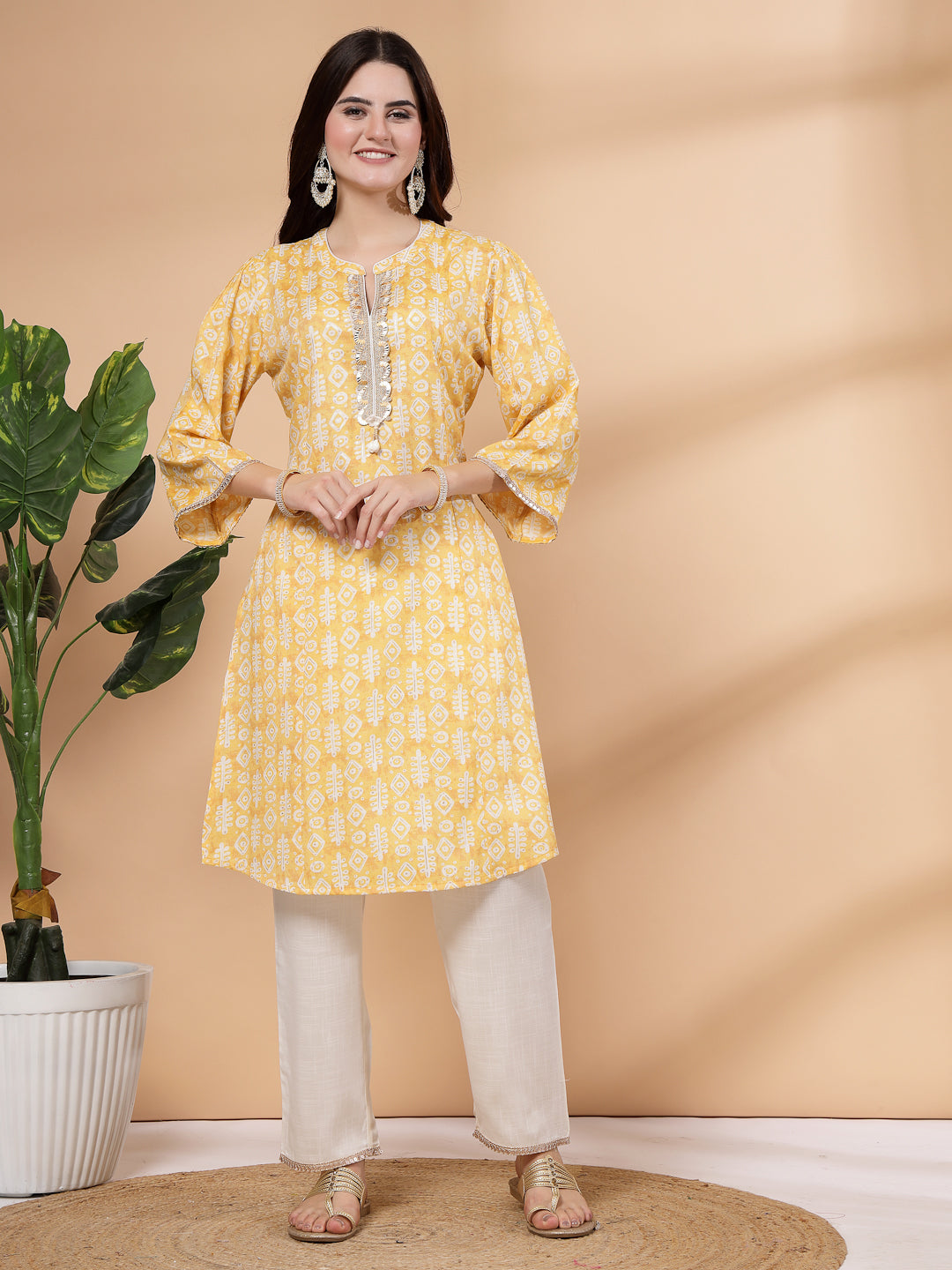 Women Abstract Printed Kurta And Palazzo Set