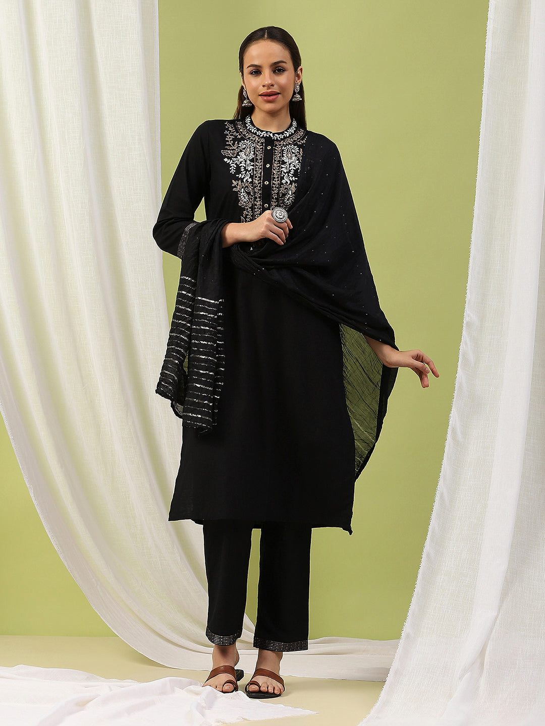 Mandarin-Collar Cotton-Blend Kurta Set with Embroidered Palazzo &amp; Zari-Edged Dupatta