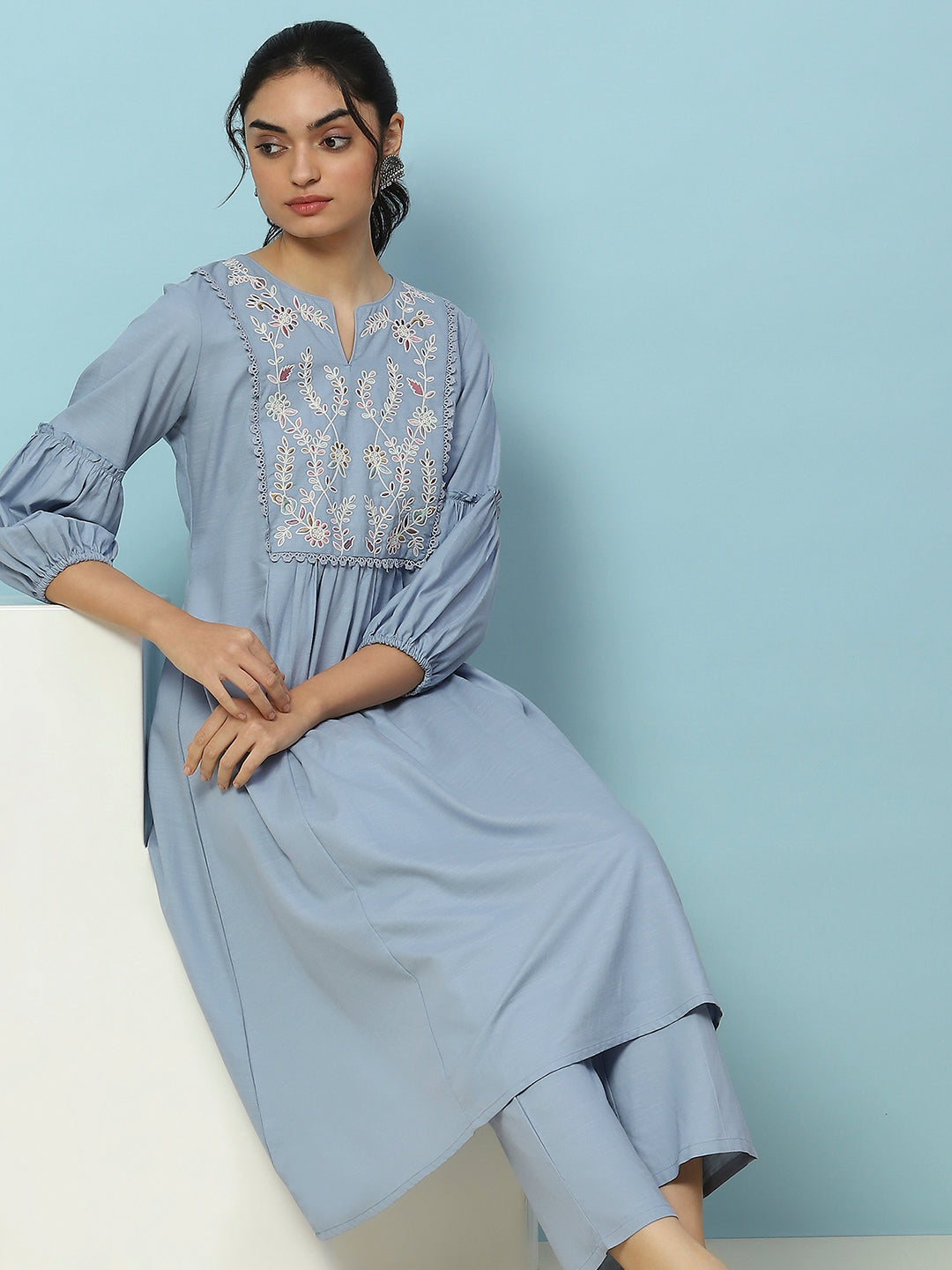 Floral Embroidered Cotton Linen Kurta Set with Pocketed Palazzo