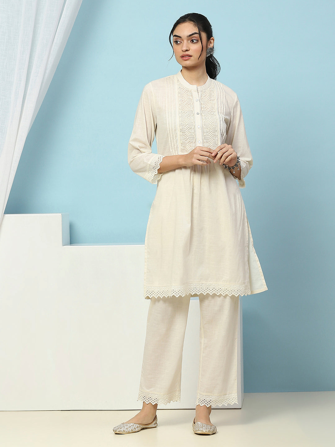 Solid Straight Cotton Kurta Set with Thread Embroidery &amp; Schiffli Lace