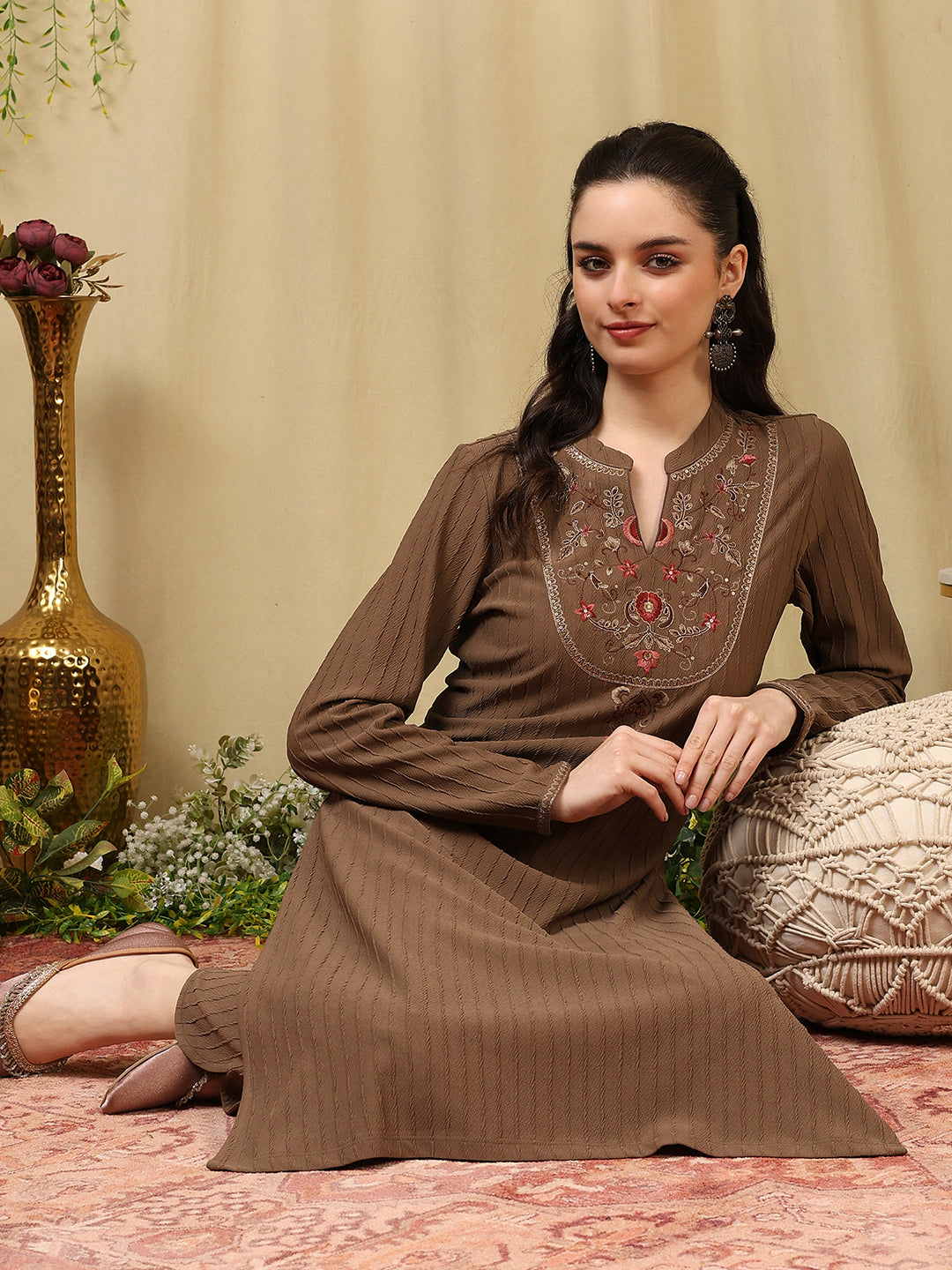 Embroidered Wool Blend Kurta Set with Full Sleeves